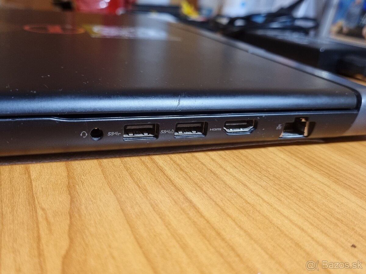 Dell Inspiron 15 Gaming 7567—I7, GTX1050Ti, 16GB, 256GB+1TB - 7