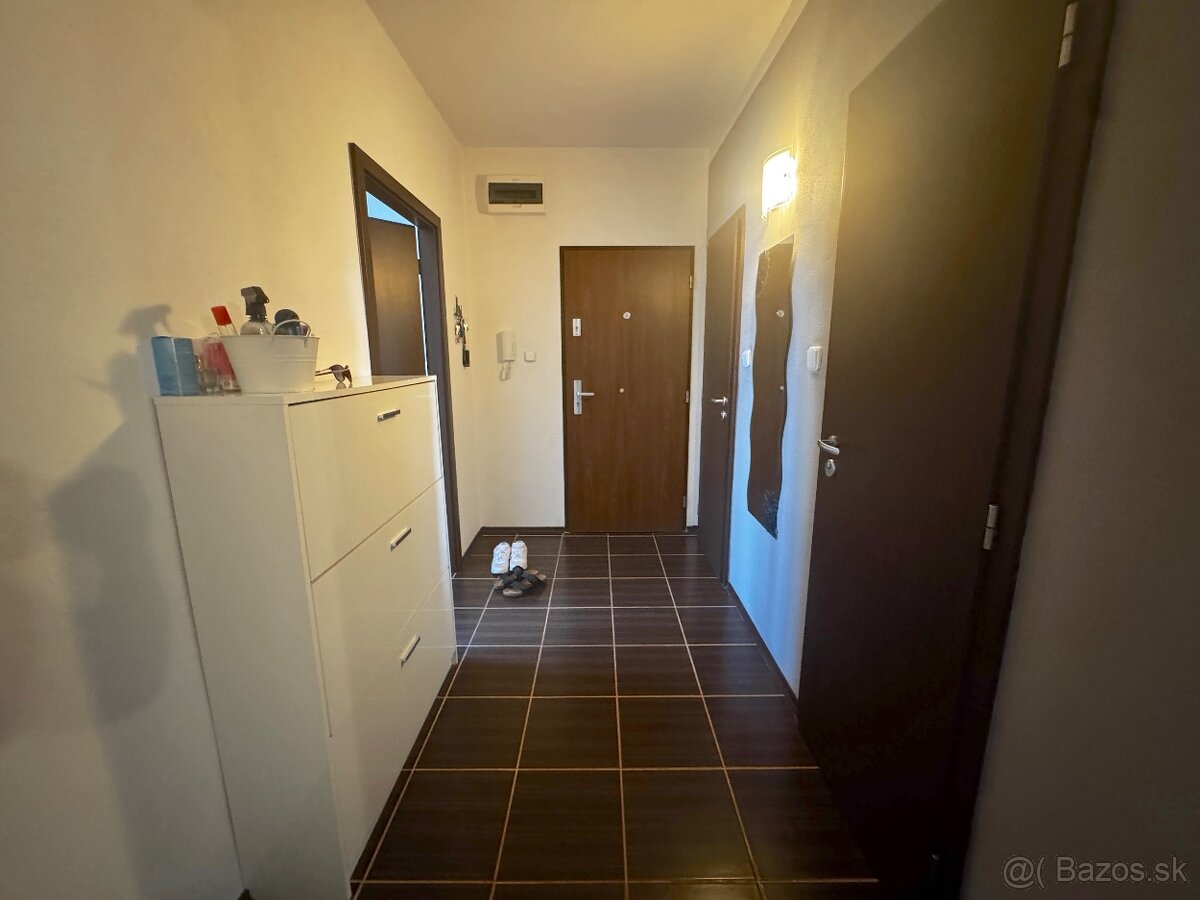 Na predaj 3-izbový byt v pokojnej lokalite v Leviciach - 7