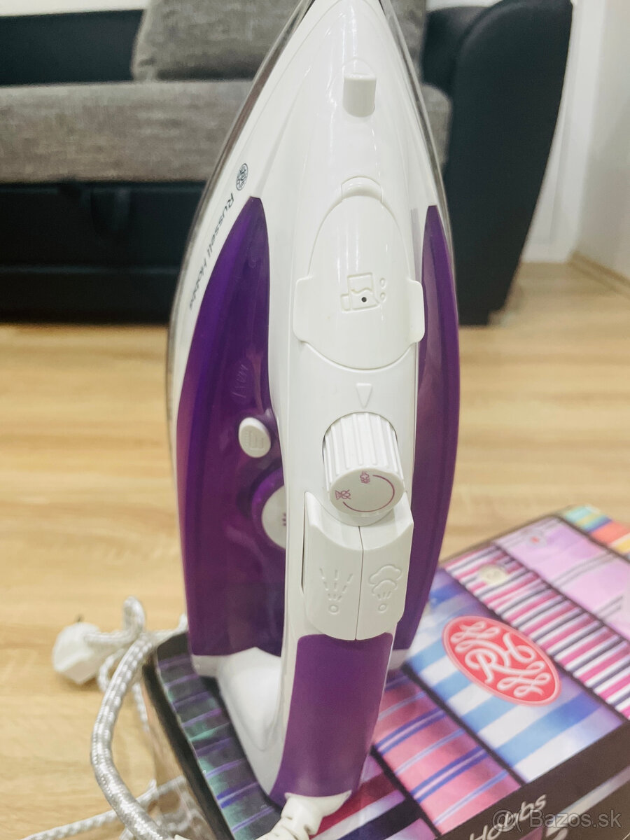 Russell Hobbs naparovacia žehlička - 7