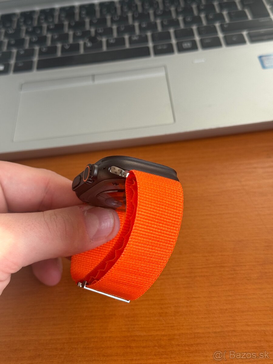 Apple Watch ULTRA 2 49mm LTE BLACK - rok záruka - 7