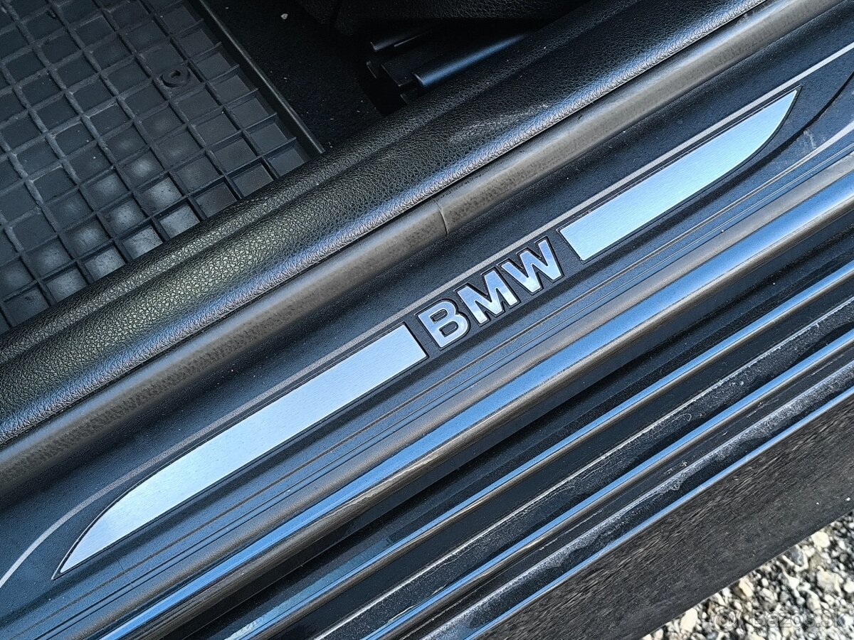 BMW 530d F10 _ M-Paket - 7