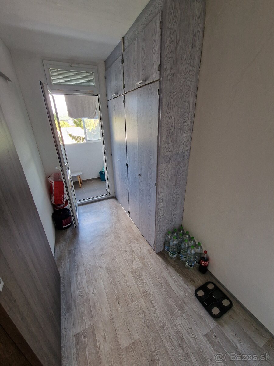 Prenájom 3,5 izbový byt - 7