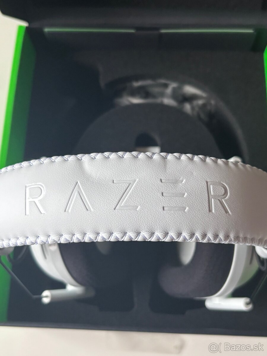 Nové Razer Blackshark v2 Pro 2023 USB-C, White edition - 7