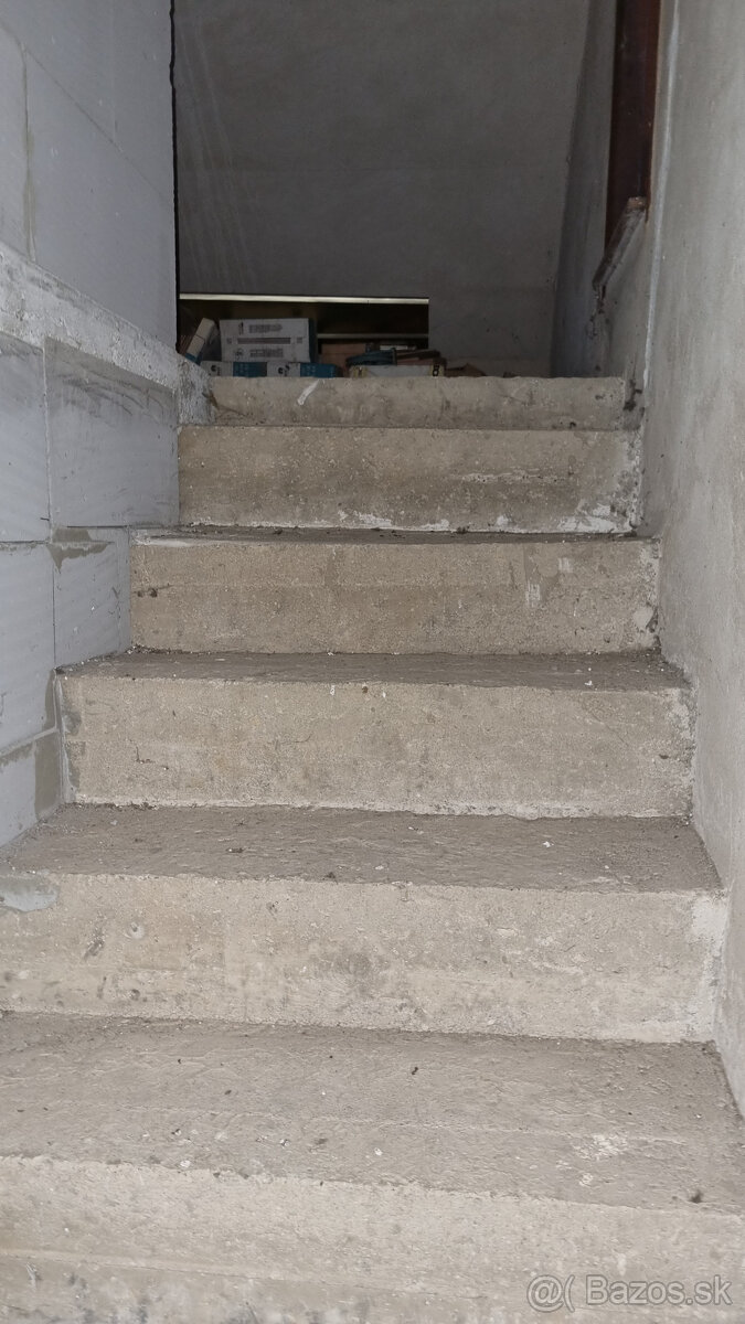 ROZOSTAVANÝ DOMČEK a POZEMOK 612m2 RUDNÍK KOPANICE - 7