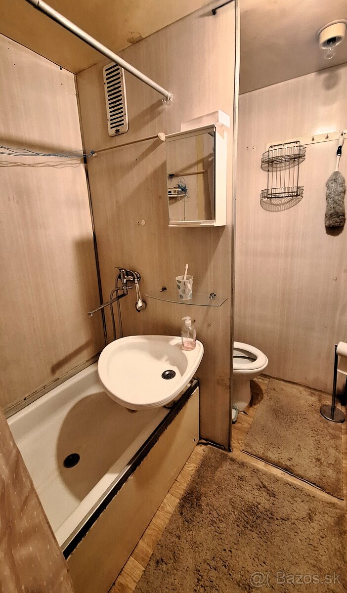 Veľký 1 izbový byt na Záhonku - 7