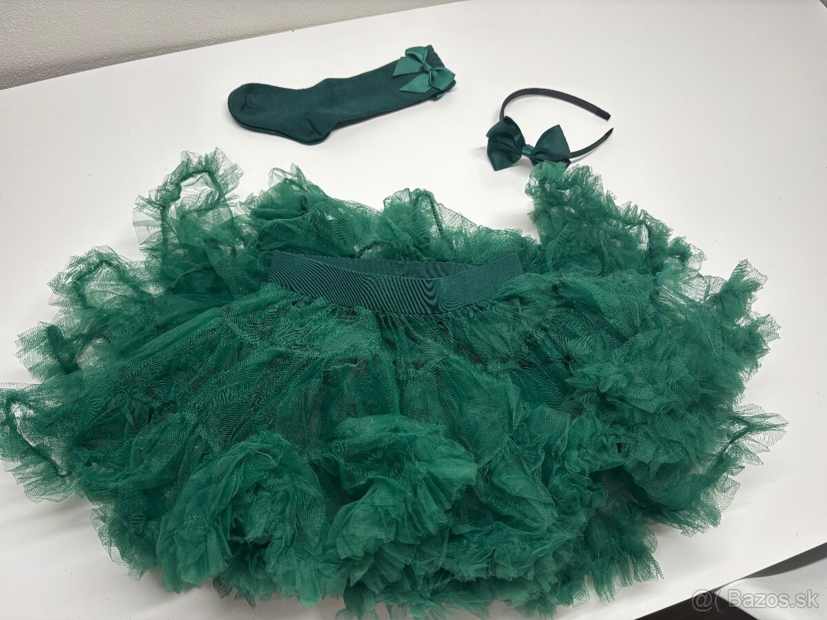 Krásna suknička s doplnkami - 7