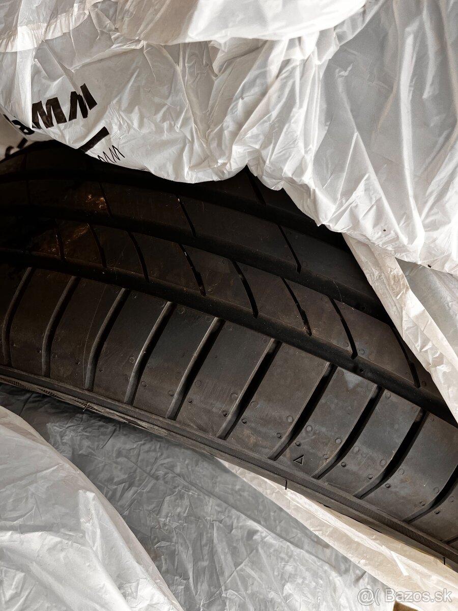 Kumho Ecsta 205/60 r16 letne - 7