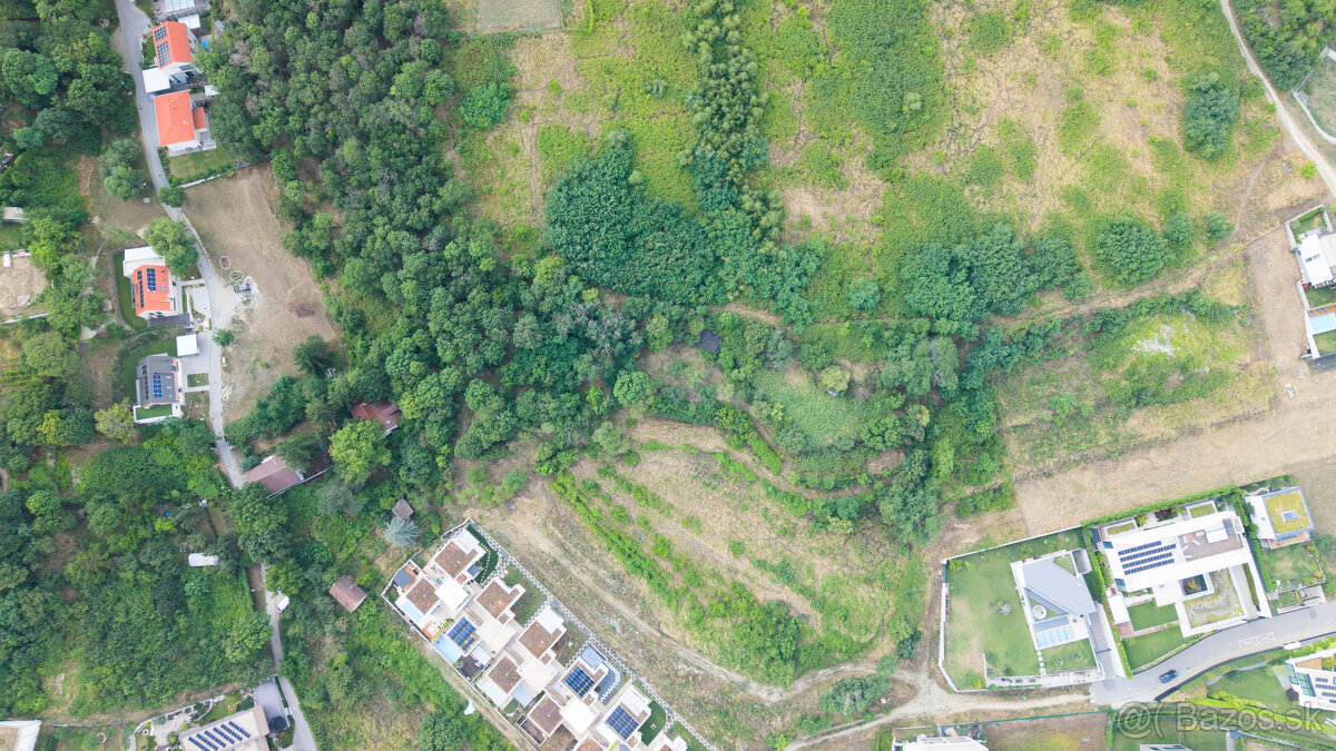 Na predaj investičný pozemok 1307 m2 - Bratislava, Koliba - 7