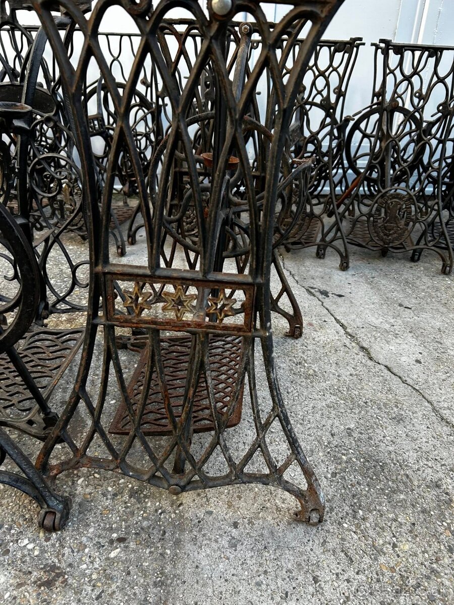 Singer - podstavec šijacieho stroja - 7