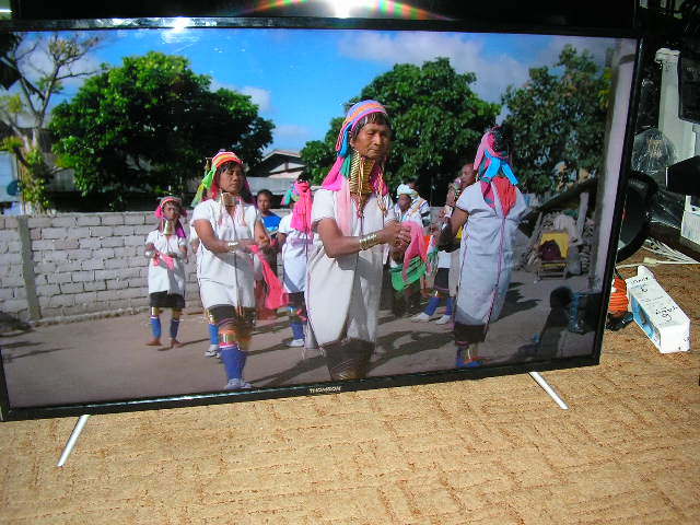 Predam LED televizor - 7