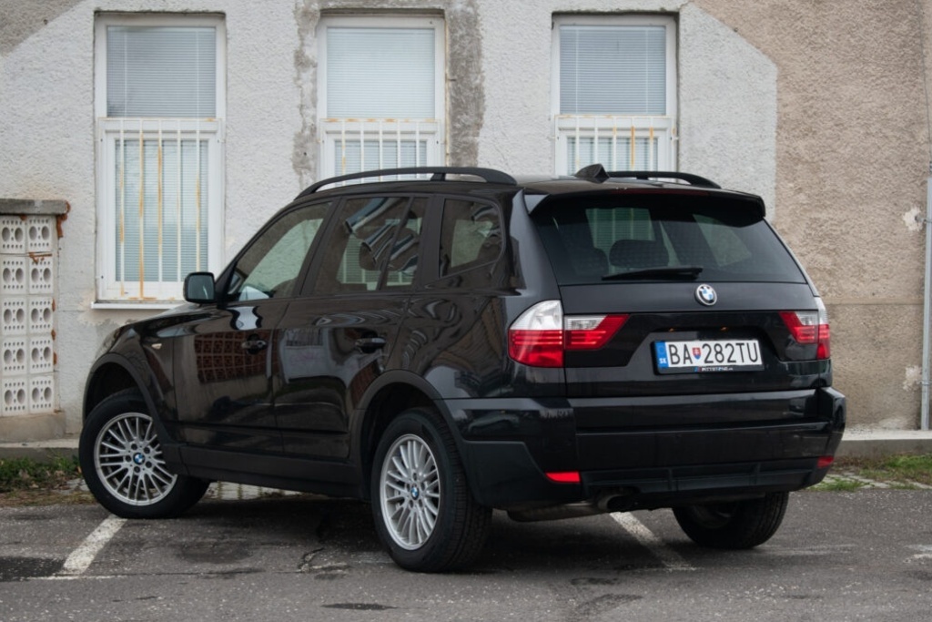 BMW X3 xDrive 2.0d A/T - 7