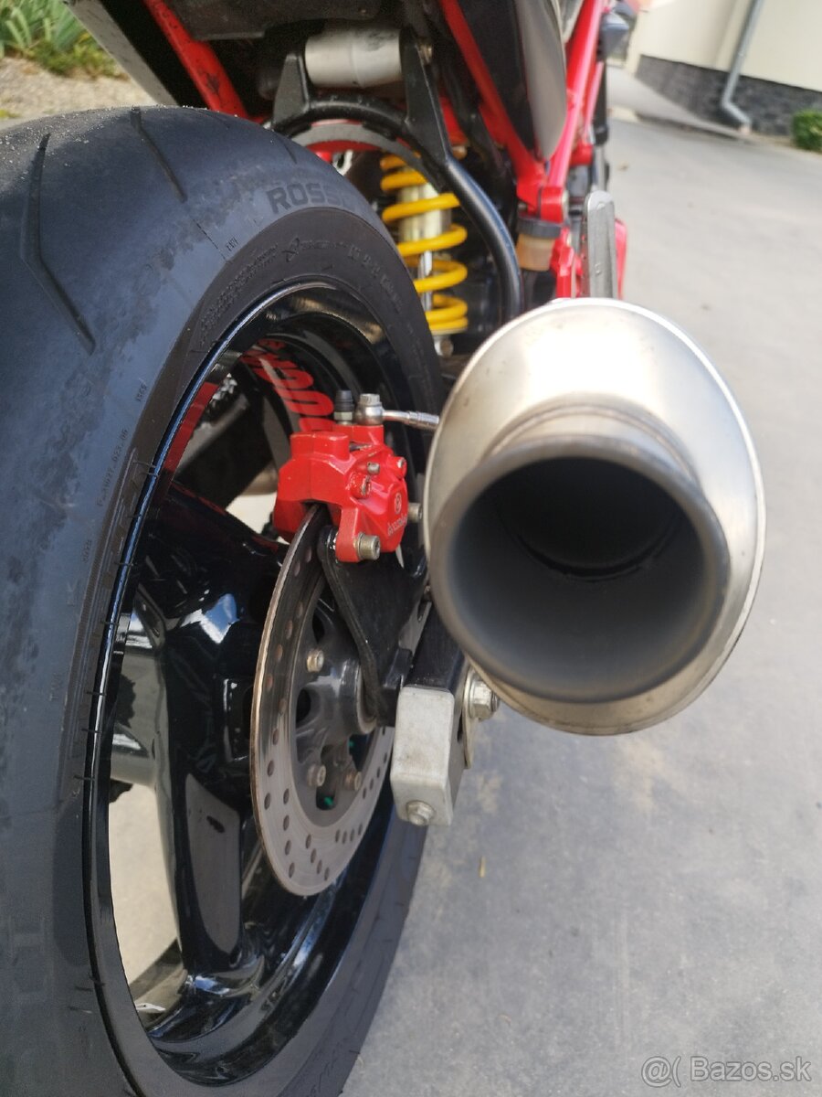 Ducati Monster 900 - 7