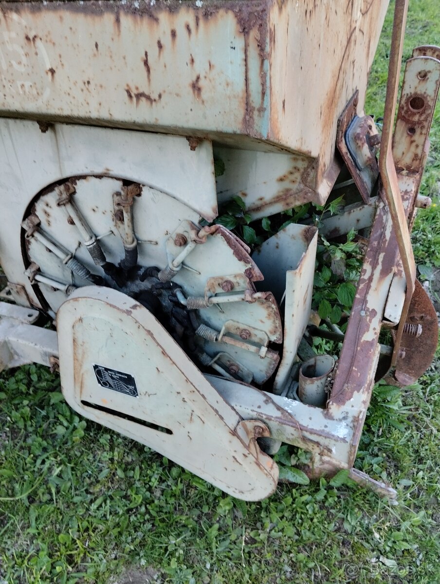 Sadzač zemiakov - 7