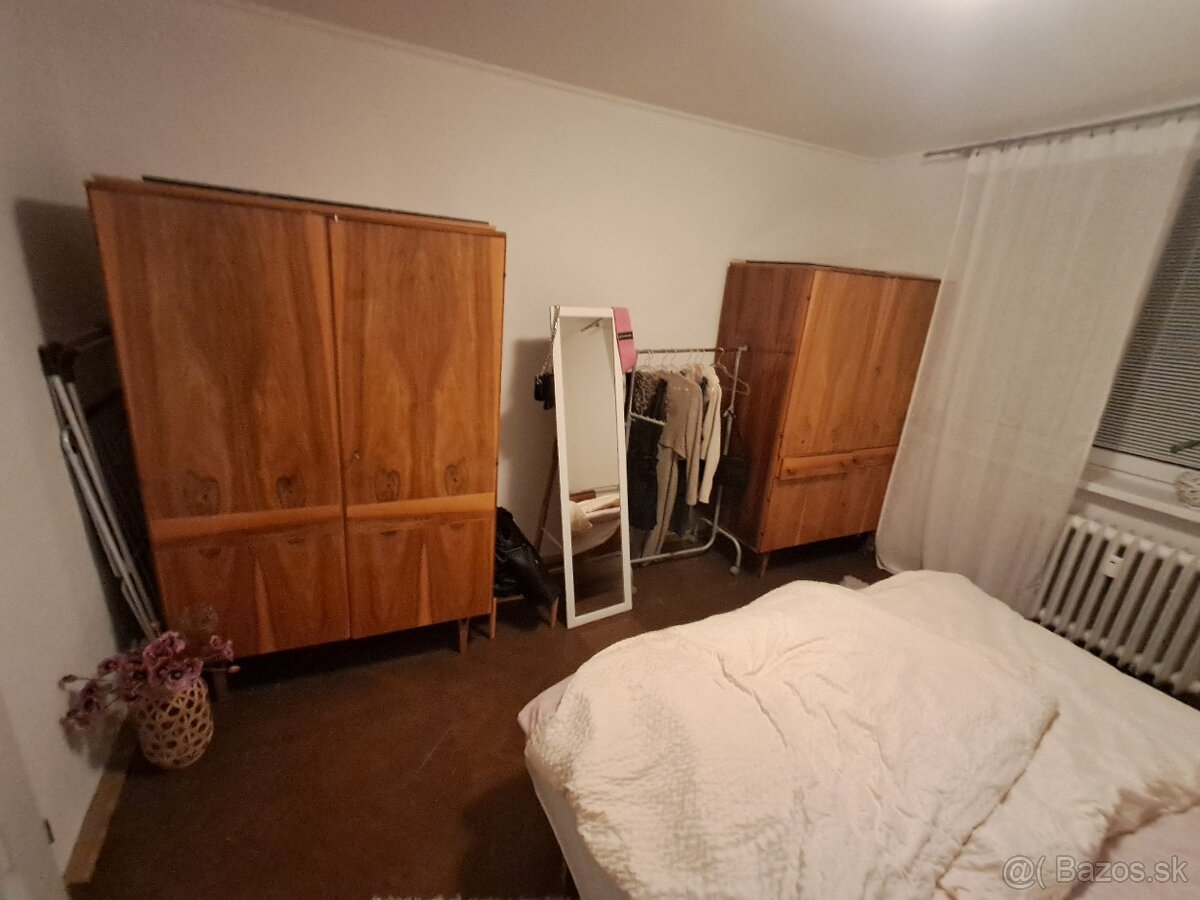 Hľadám spolubývajúcu - 7