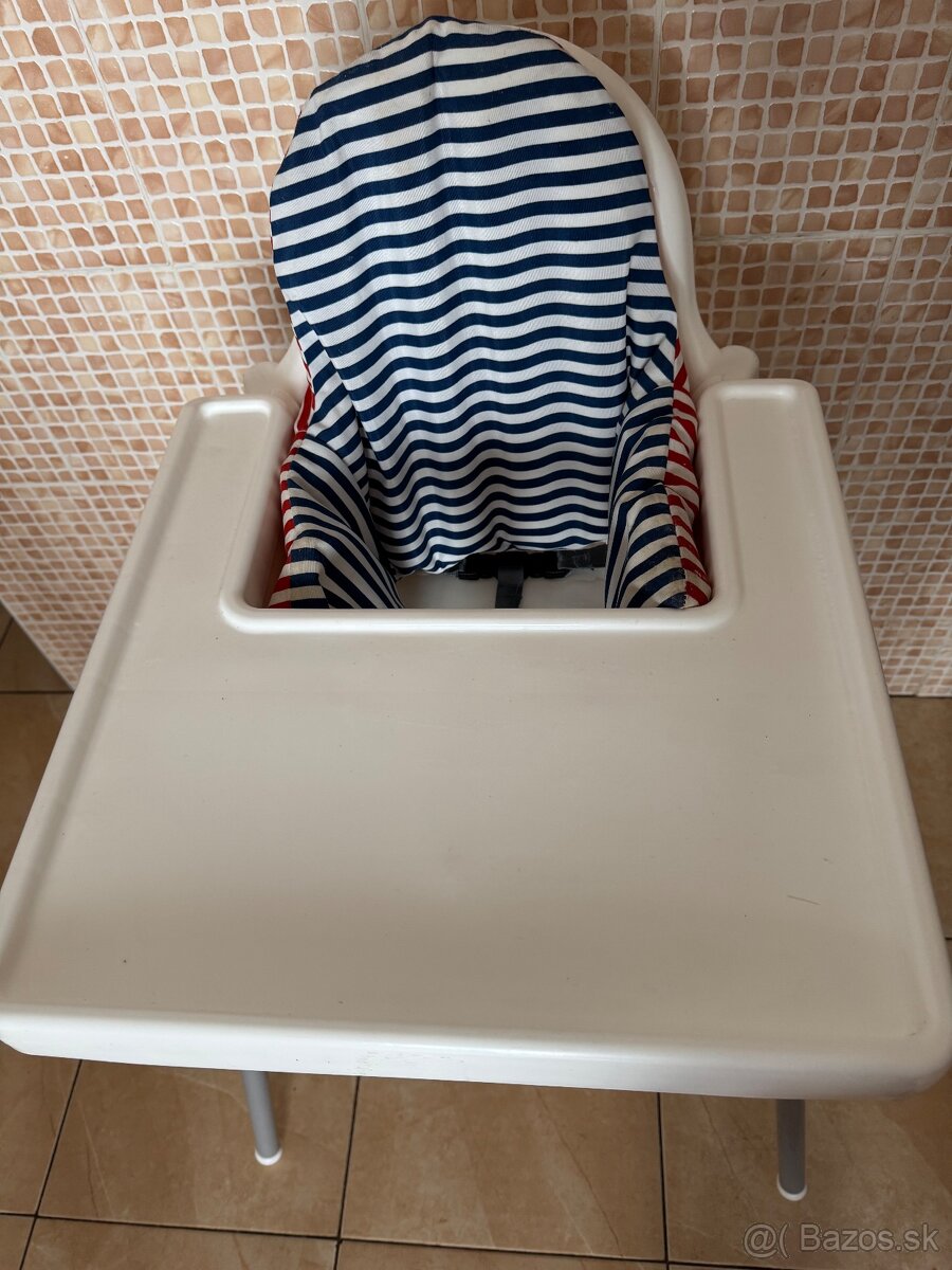 Postieľka+ dve jedalenske stoličky - 7