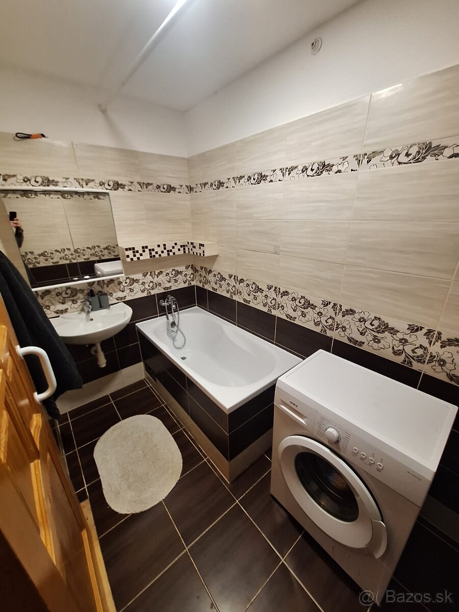 PRENÁJOM 3-IZBOVÝ BYT SEREĎ - 7