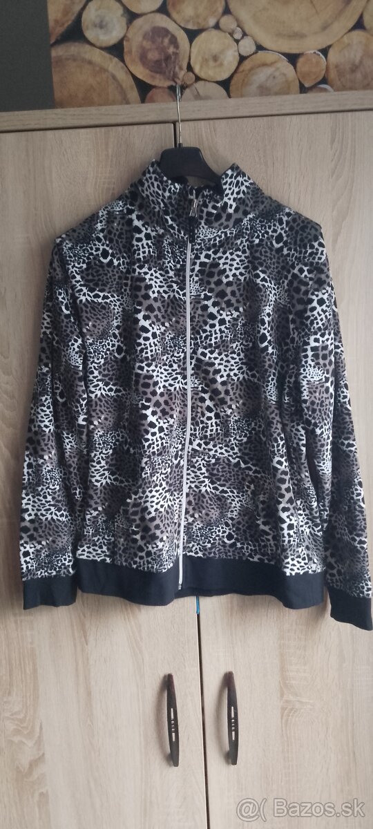 Dámske oblečenie - 7