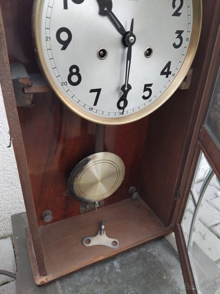 Predám krásne mechanické nástenné hodiny značky Junghans, ne - 7