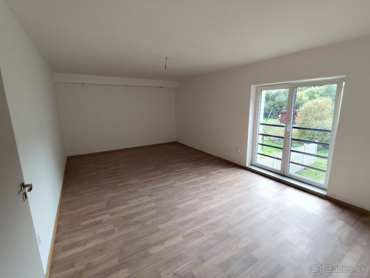 Štvorizbový byt so záhradou na predaj v Spišskom Bystrom - 7