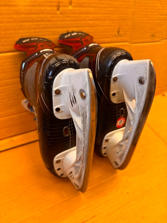 BRUSLE CCM JETSPEED FT1 vel. 37,5/4 D - 7