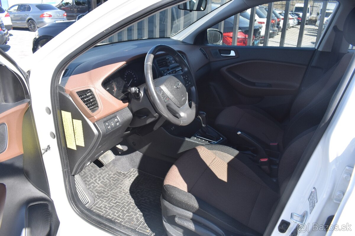Hyundai i20 1.4i 16V Comfort - 7