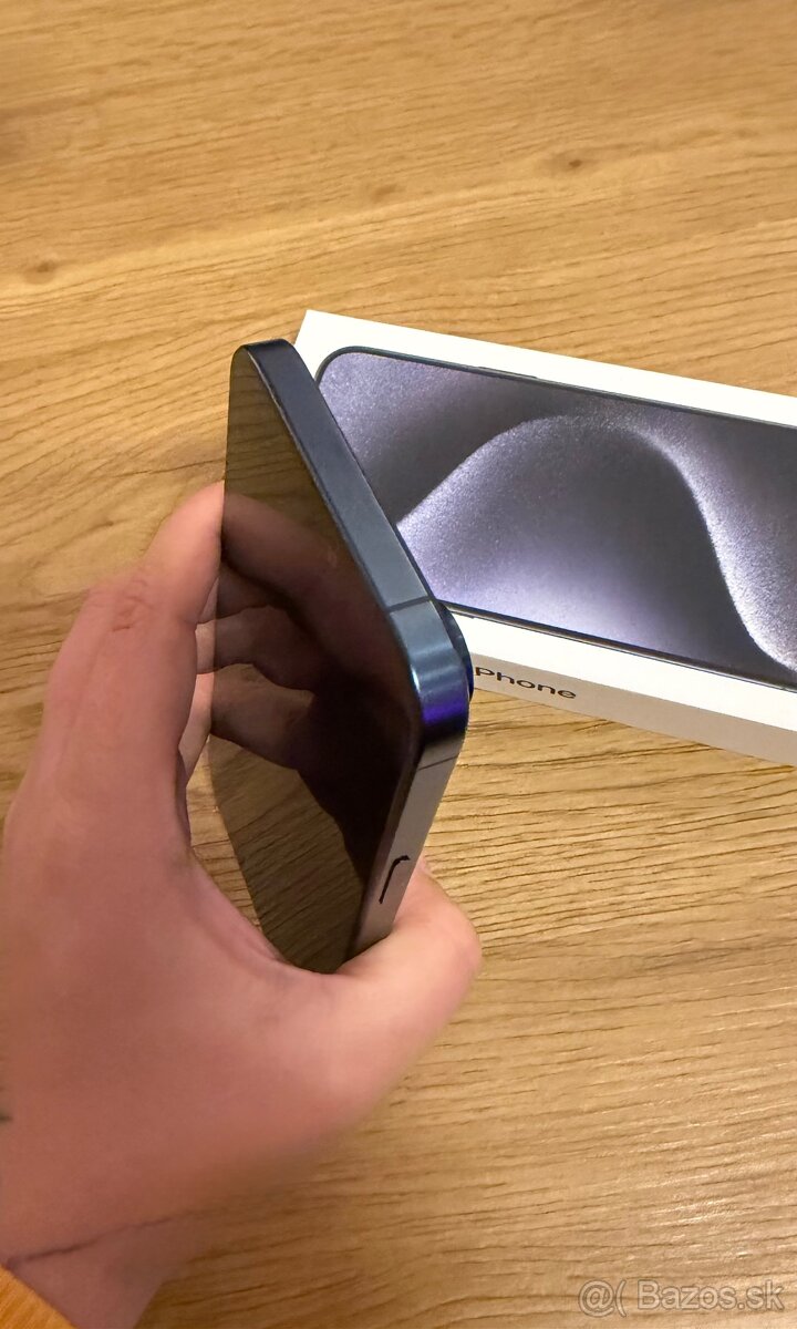 Predám iphone 15 pro max 256gb modrý - 7