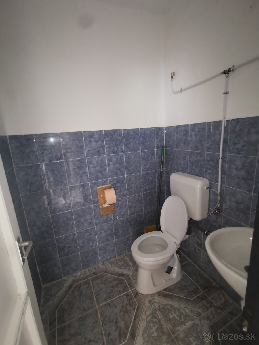 MAĎARSKO - HEJCE - PEKNÝ 4 IZBOVÝ ZREKONŠTRUOVANÝ RD - 7