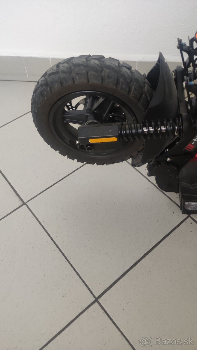 Elektrická kolobežka - 7