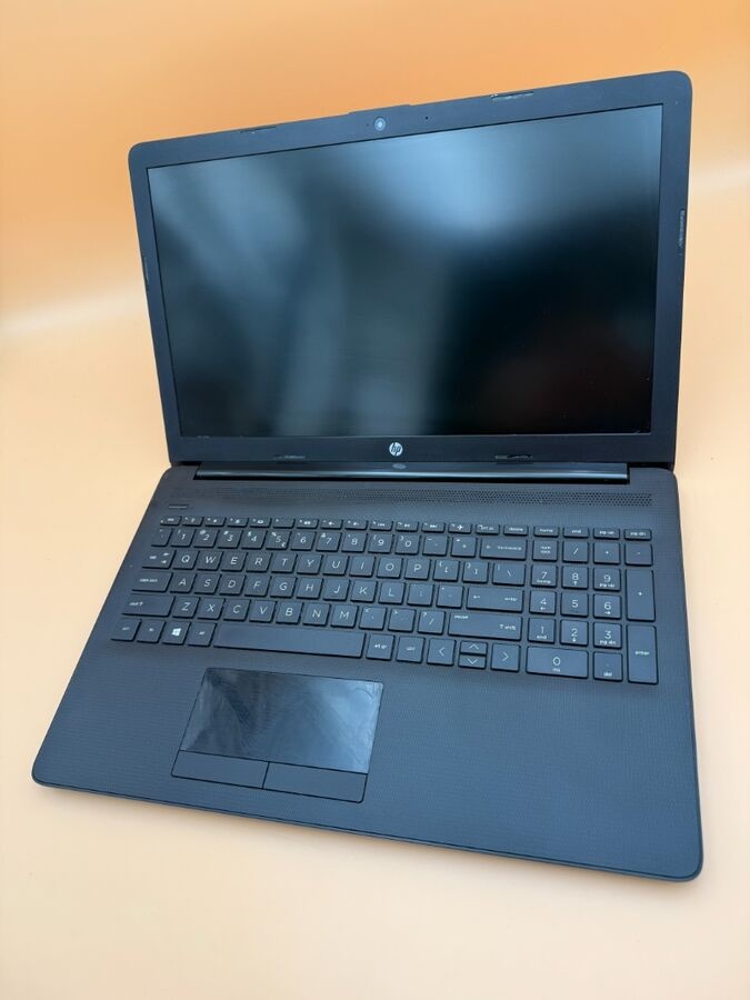 Notebook HP / AMD A9-9425 / 8GB RAM / 128GB SSD - 7