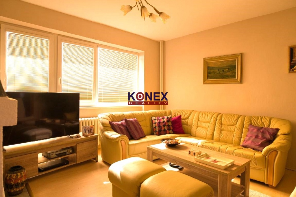 NA PREDAJ Nadštandardný rodinný dom v meste SEČOVCE - 7