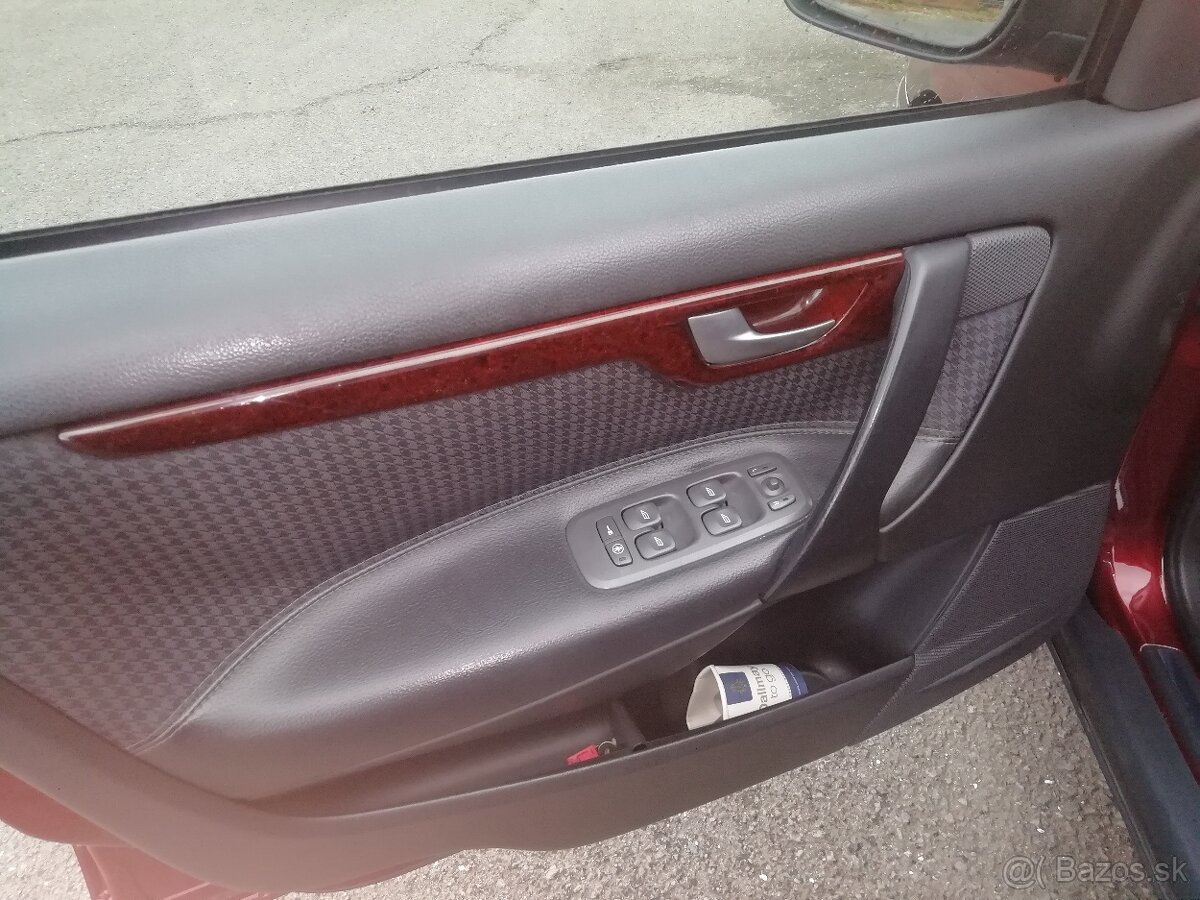 Volvo v70 2.4 147kw - 7