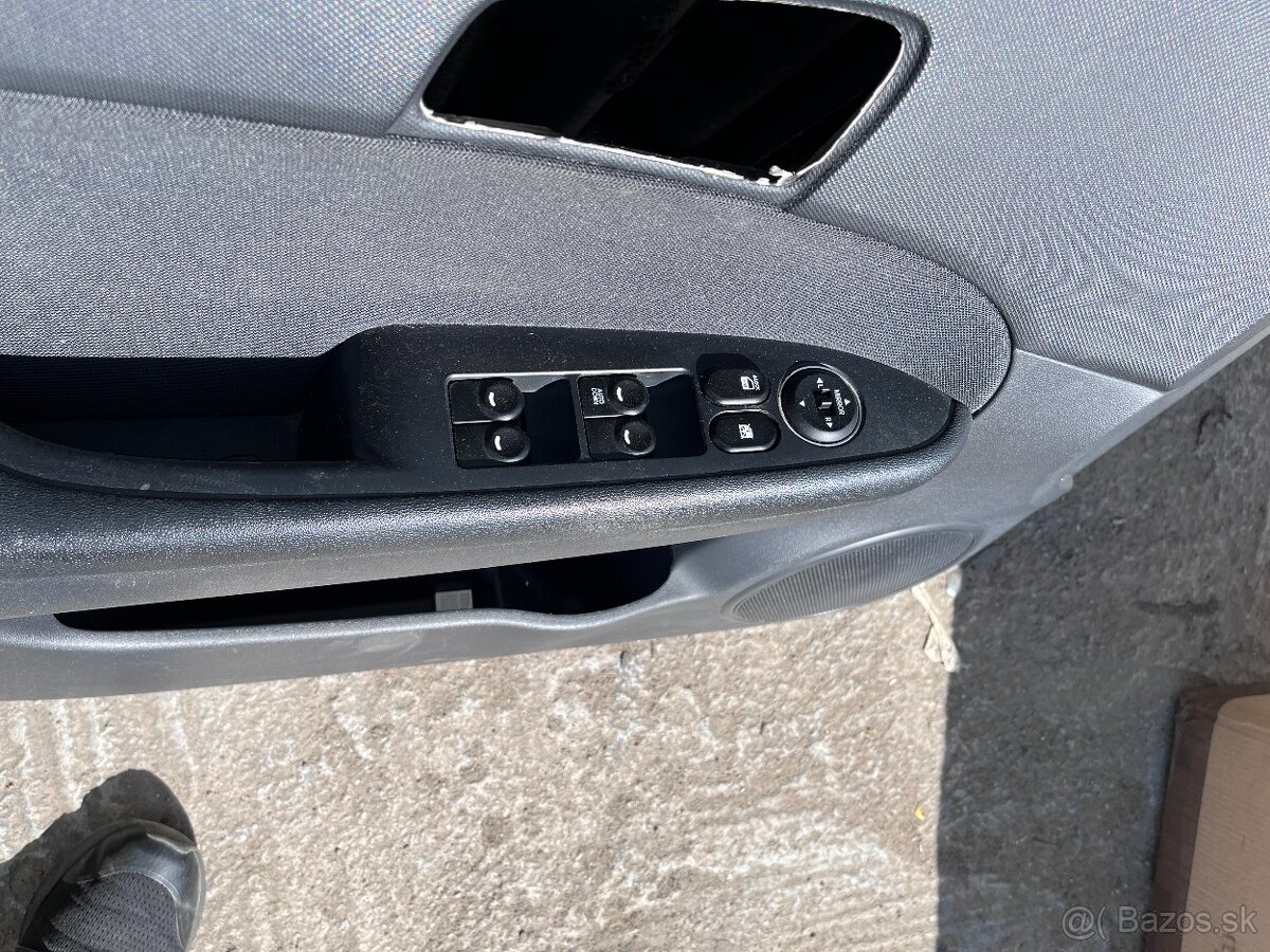 Hyundai i30 07 - 12 packa vypinac svetiel stieračov opierka - 7