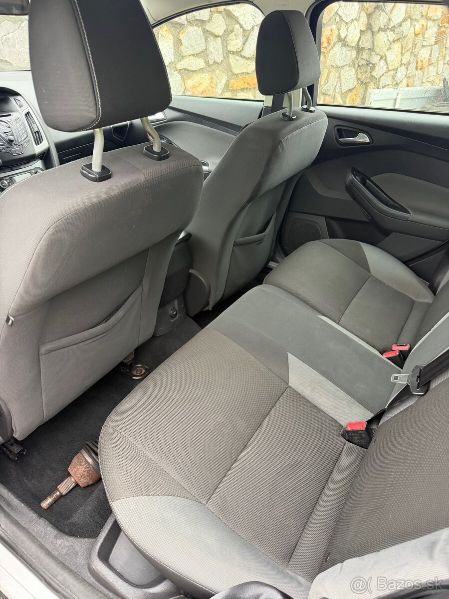 Predám Ford Focus 1.6 85 kW – r. 2012 - 7
