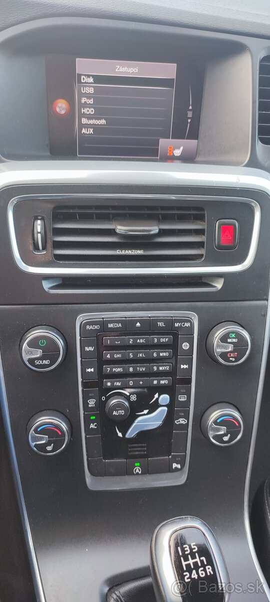 Volvo V60, 2,0 d, 2018, Momentum, kombi 2,0 diesel, - 7