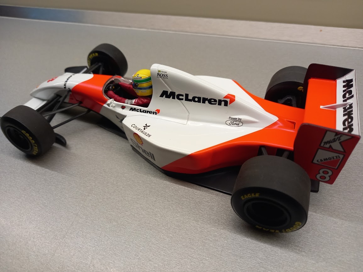 F1 MCLAREN FORD MP4/8 1993 AYRTON SENNA MINICHAMPS 1:18 - 7