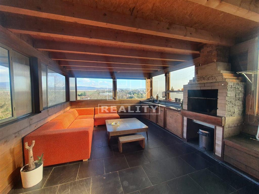 Krásny 3 izbový rodinný dom + terasa + garsónka so... - 7