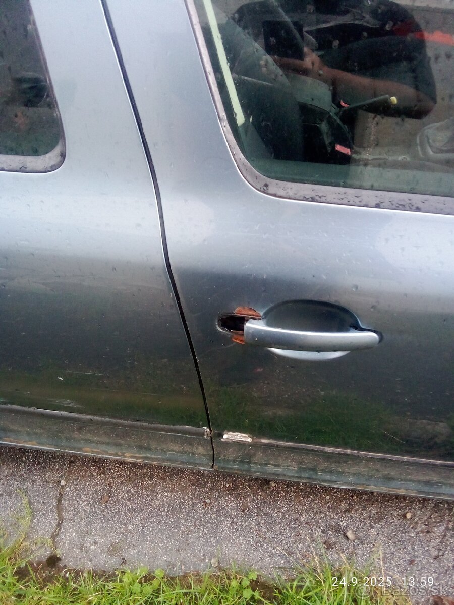 Predám na náhradné diely len v celku - 7