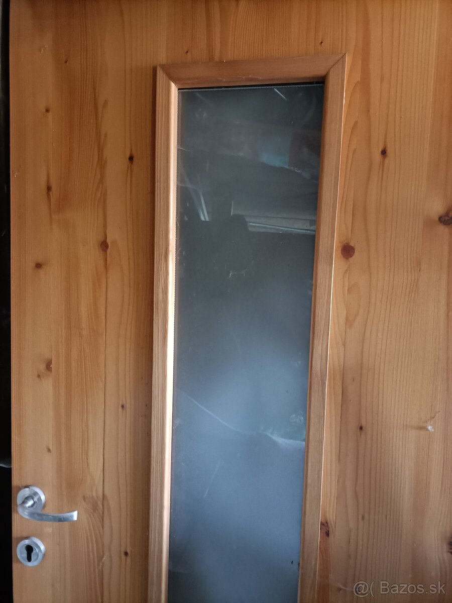 Predám Garažovu bránu A Dvere - 7