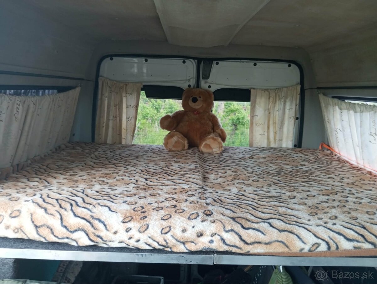 Všestranná dodávka - karavan - mikrobus - 7