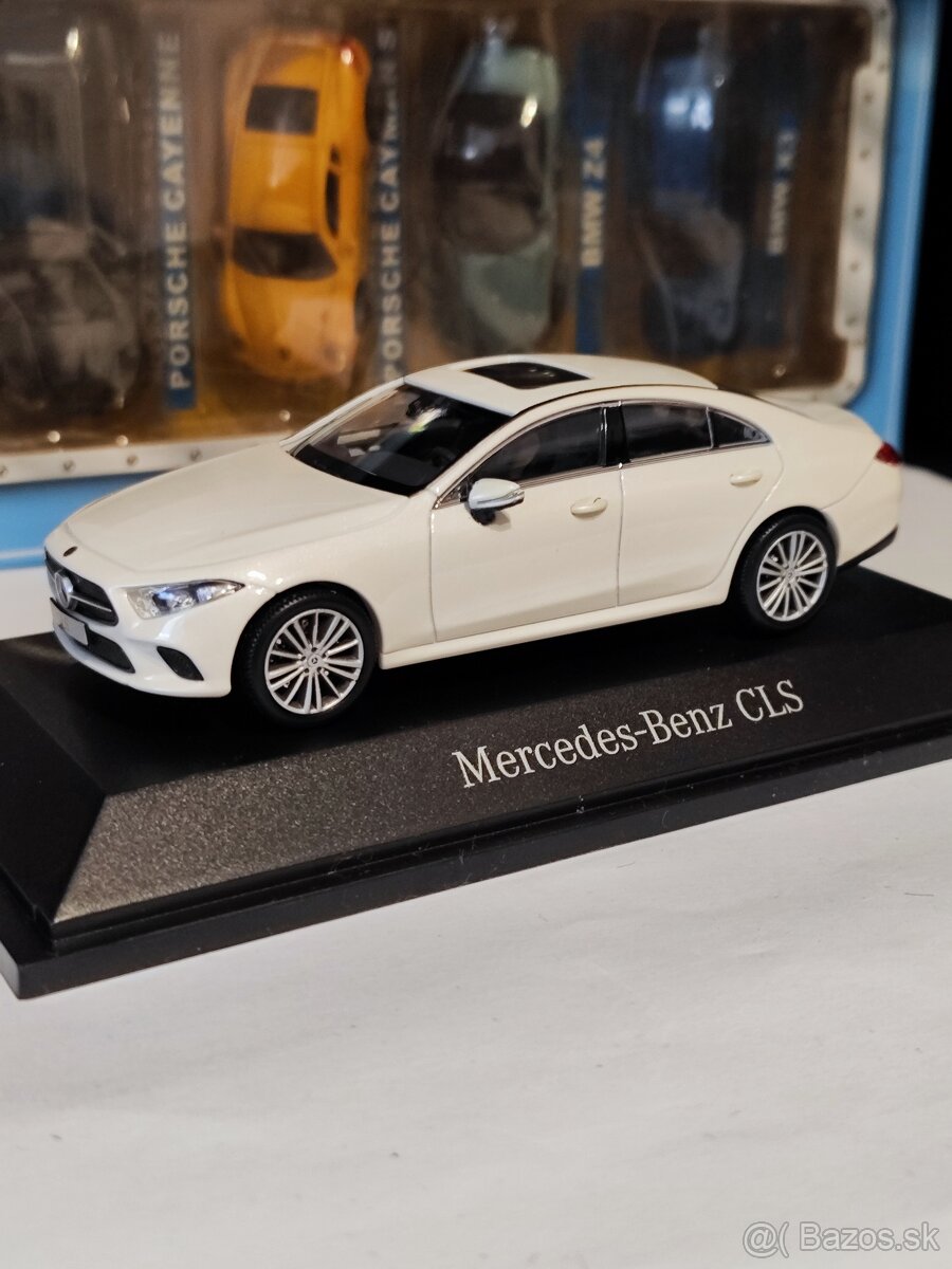 Mercedes Benz 1:43 časť 2 - 7
