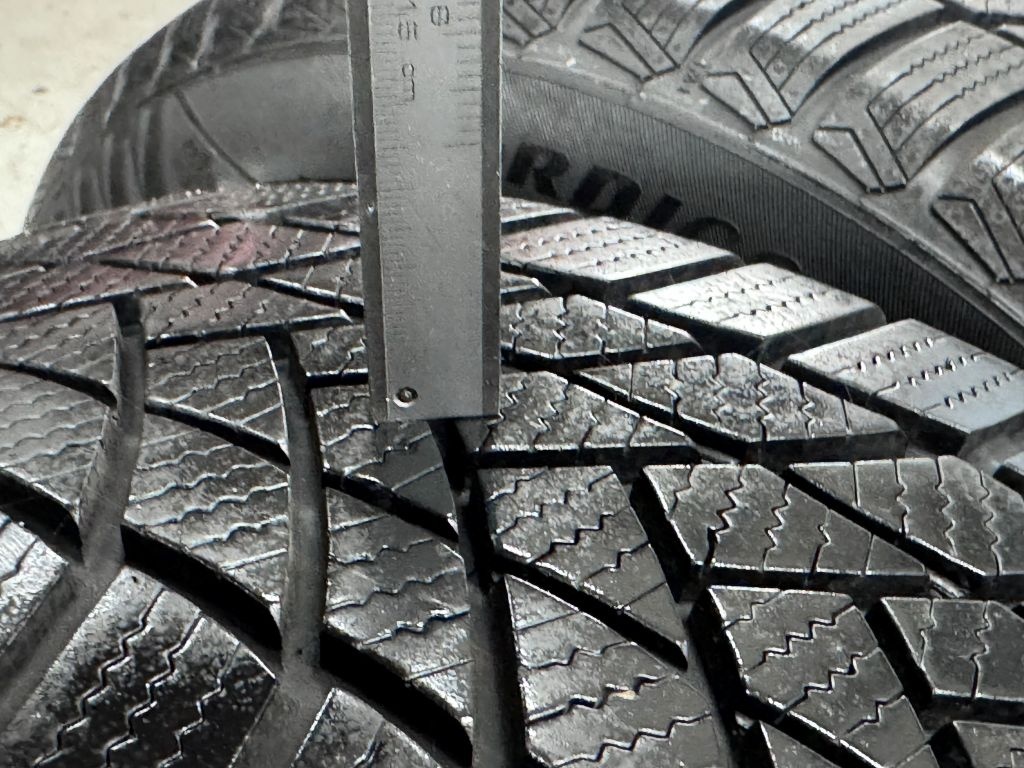 Zimné pneu MATADOR 195/55R15 85H - 2kusy dezén 7mm DOT 3121 - 7