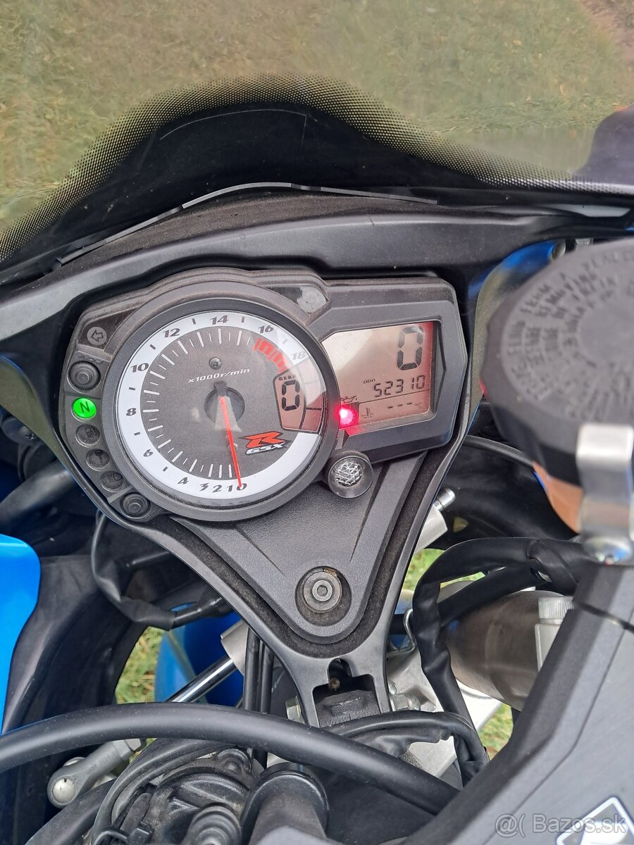 Suzuki gsxr 600 k9 - 7