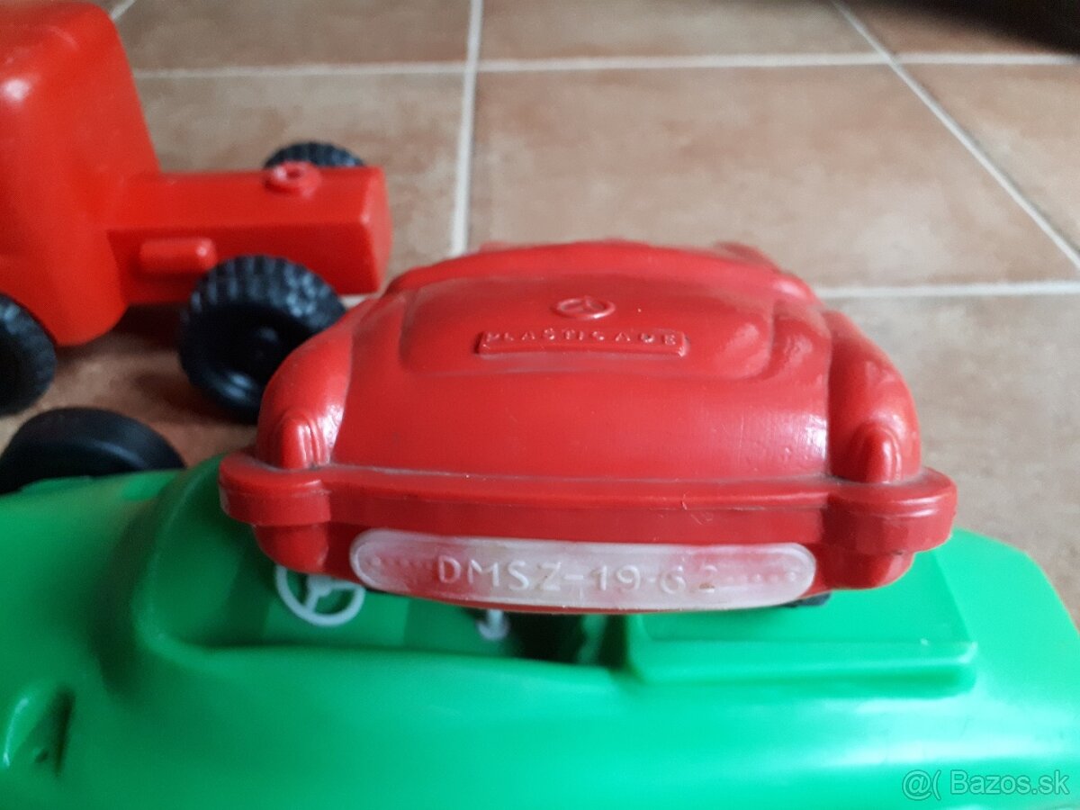 Plastova stara hracka - 3 kusy - 7