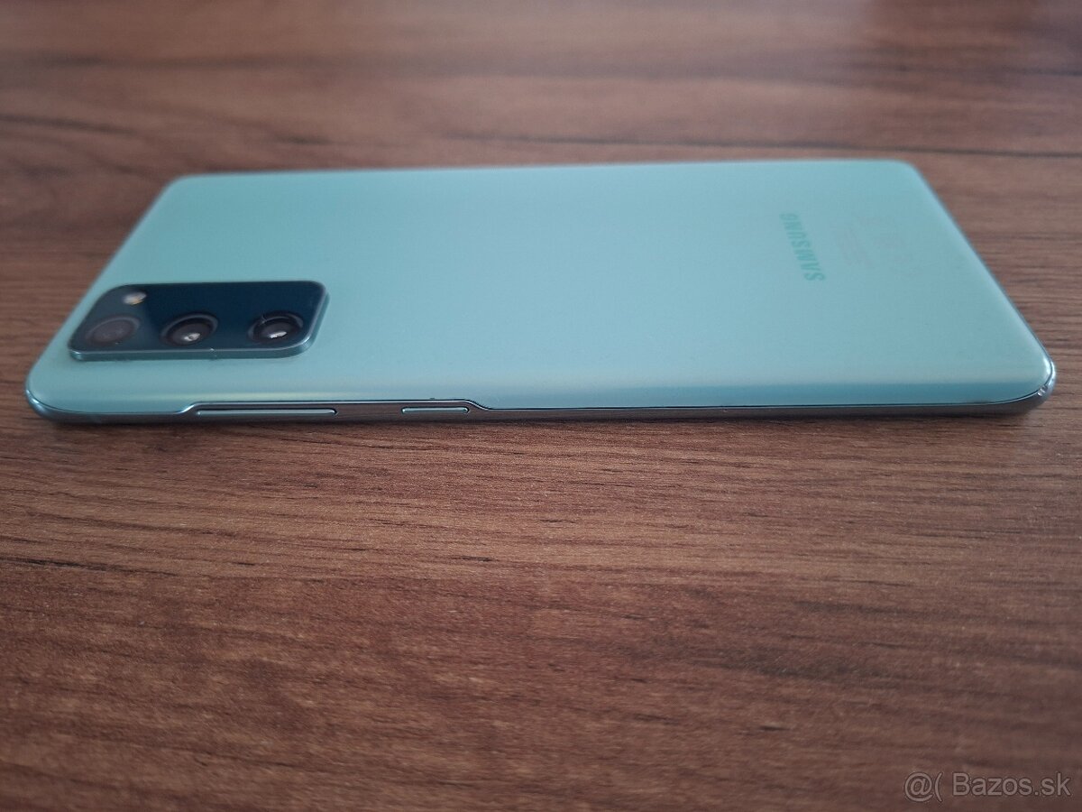 Samsung galaxy S 20 FE - 7