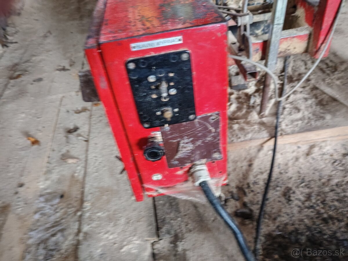 Kmeňová píla, gáter, pásová píla 9m - 7