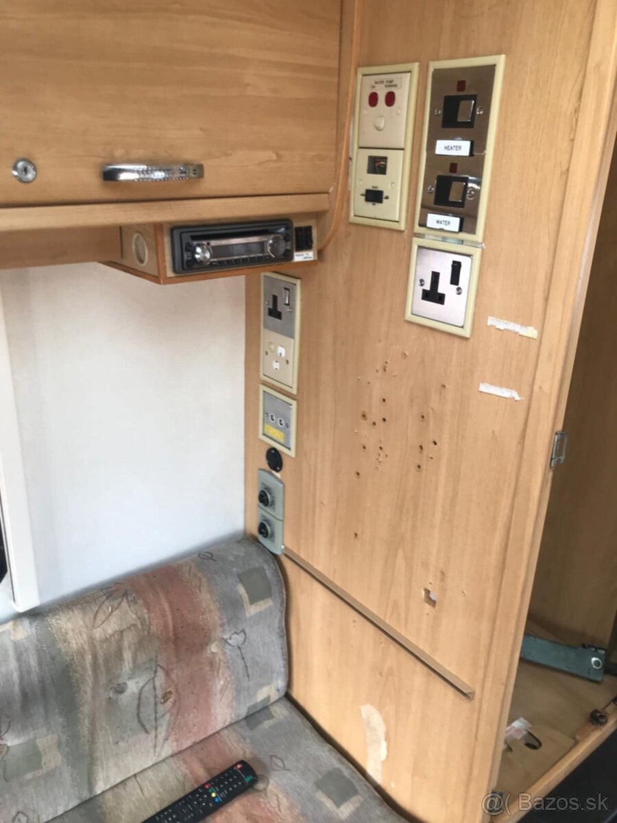 Obytny prives vhodny do záhrady Karavan - 7