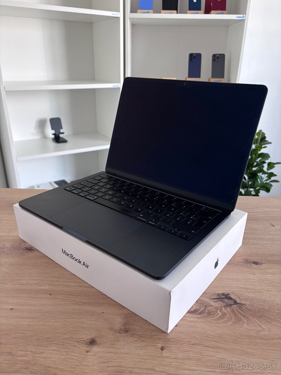 MacBook Air 2024 M3 - 256GB / 8GB RAM - 7
