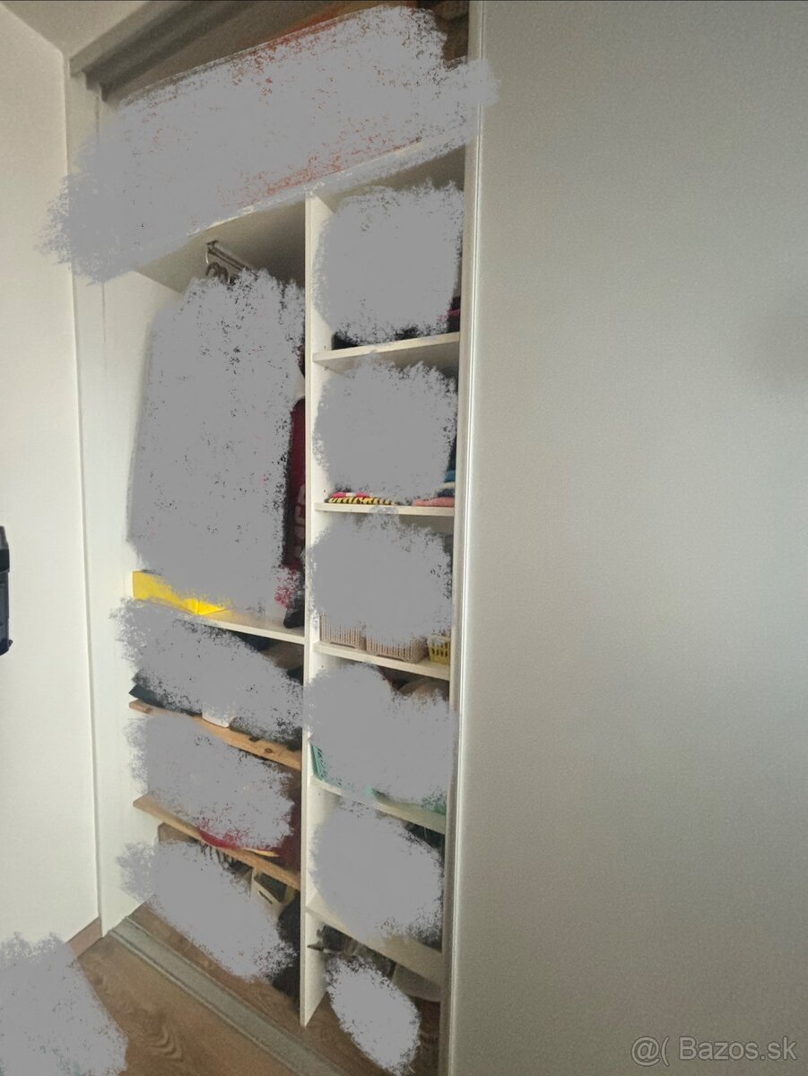 Vstavaná skriňa - 7