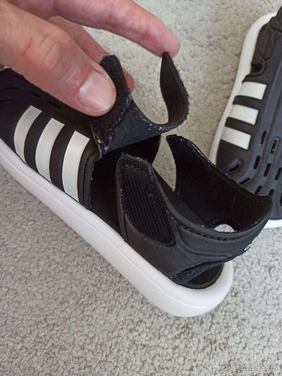 Sandálky Adidas veľ 28 - 7