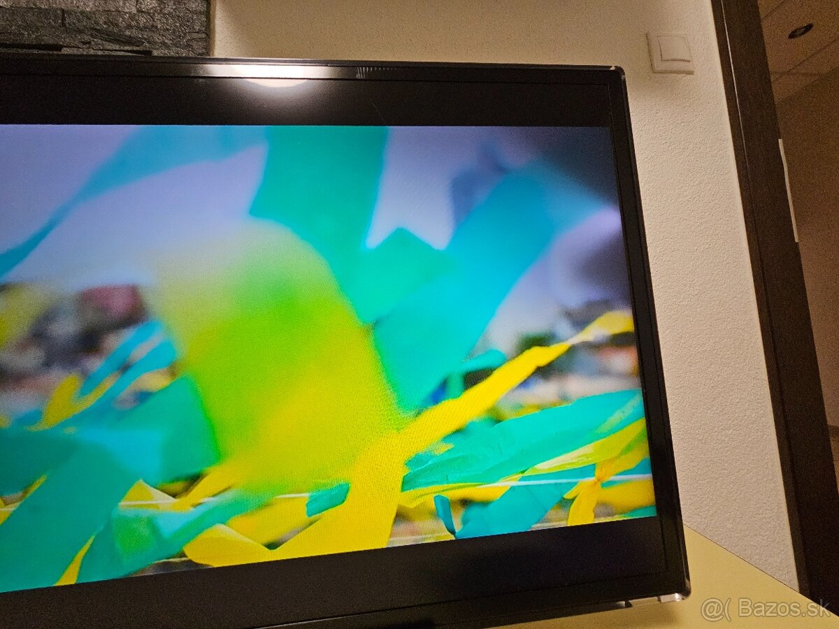 Samsung 82cm (32") - 7